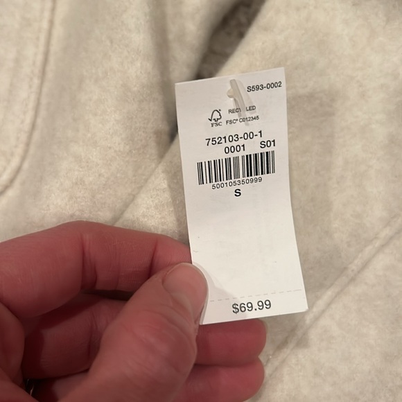 Shacket - Picture 4 of 4